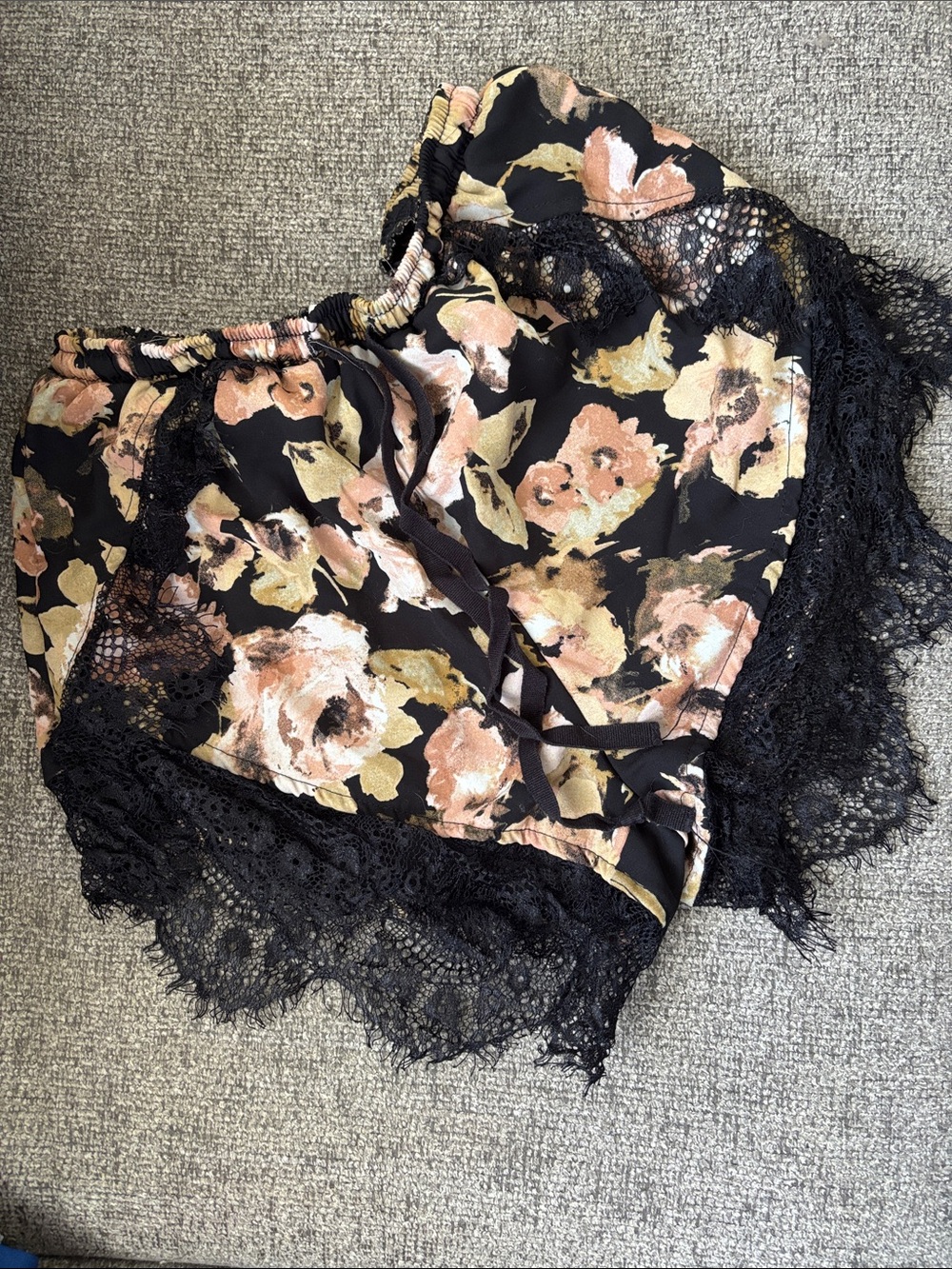 Paper Crane Black Floral Satin Lace-Trim  Shorts